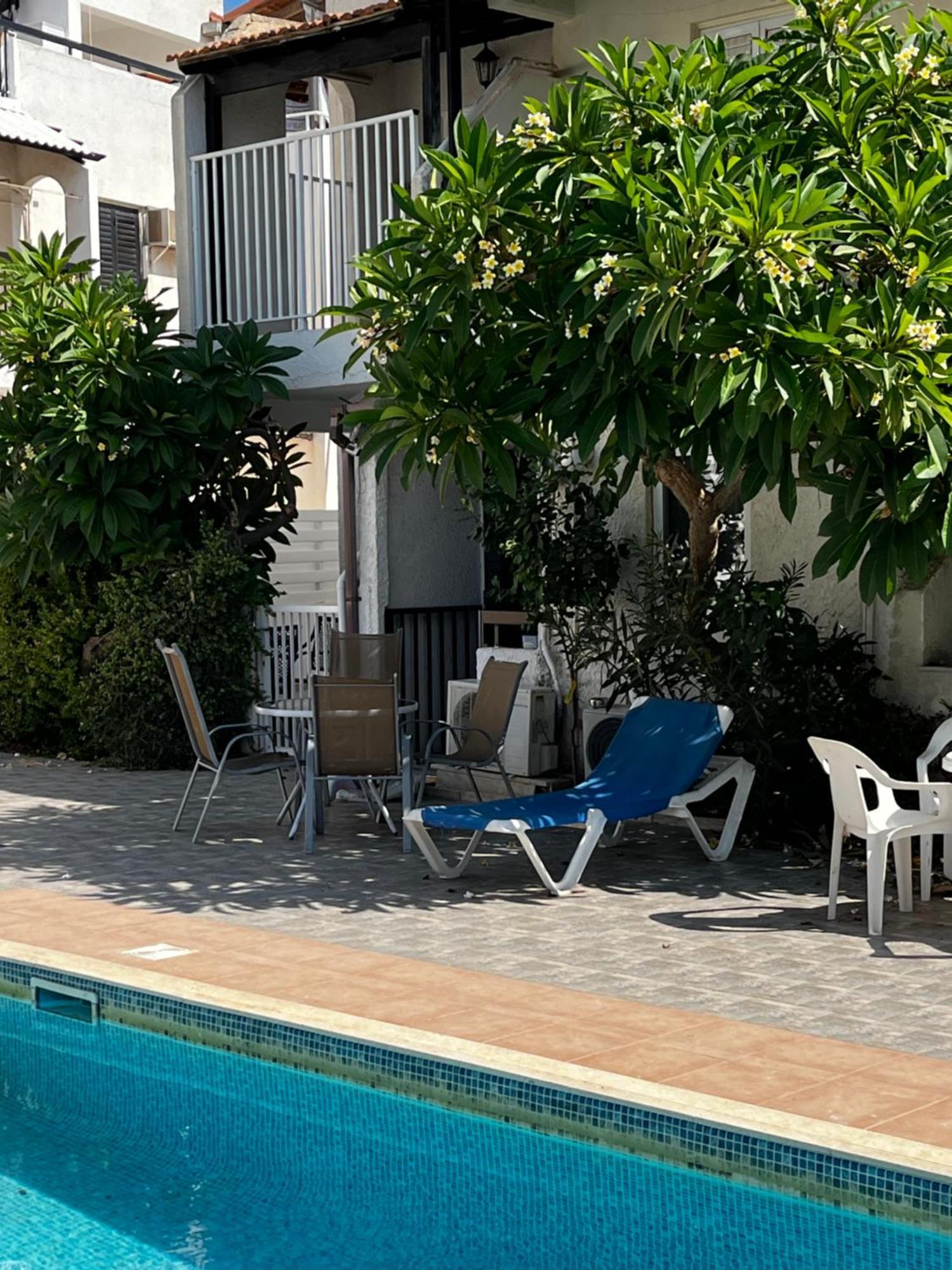 Theodoros Apt.22 พาราลิมนี ภายนอก รูปภาพ
