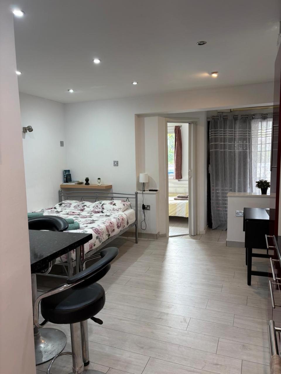 Theodoros Apt.22 พาราลิมนี ภายนอก รูปภาพ
